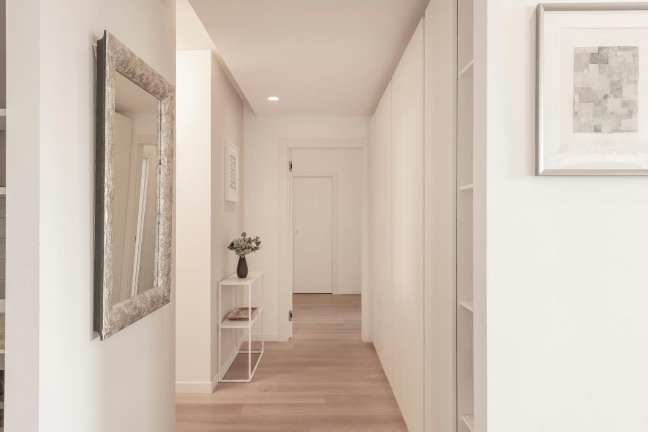 Ferrucci, 10 - Elegante Oasi Urbana A Milano Apartment Bagian luar foto